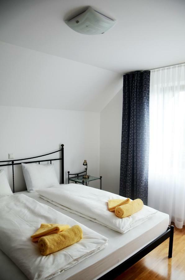 Apartment Galerija ราโดว์ลิตซา ภายนอก รูปภาพ